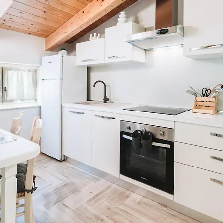 La Perla Gialla Apartamento *