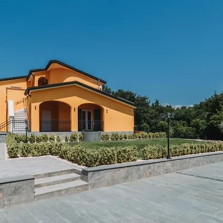 Apartman La Perla Gialla Sarzana